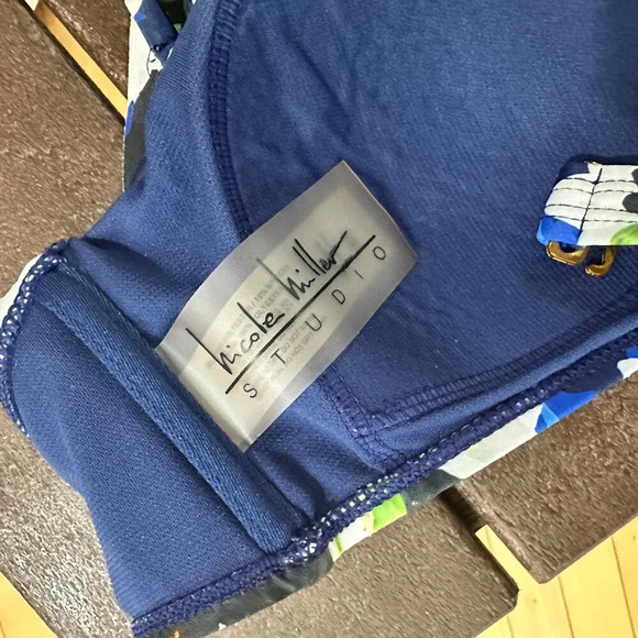 NICOLE MILLER STUDIO Floral Ruffle Bandeau Swimsuit Bikini Top - size medium - Picture 6 of 8